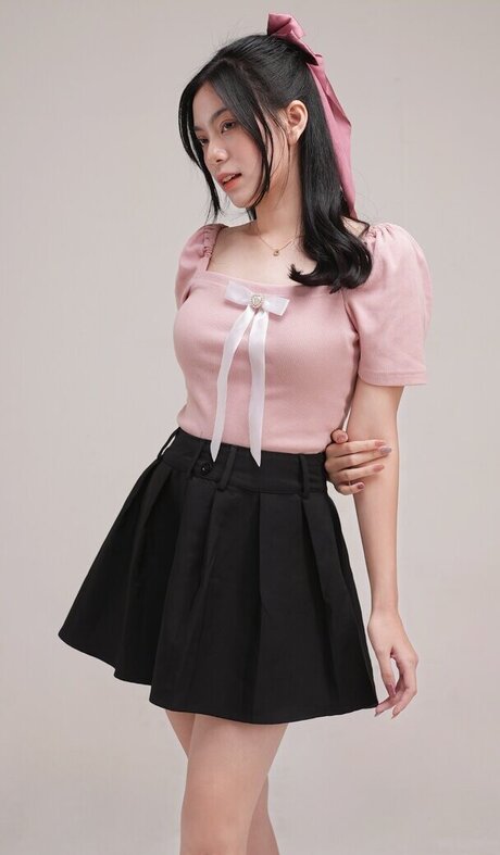 Niken Andalusi adult model pics