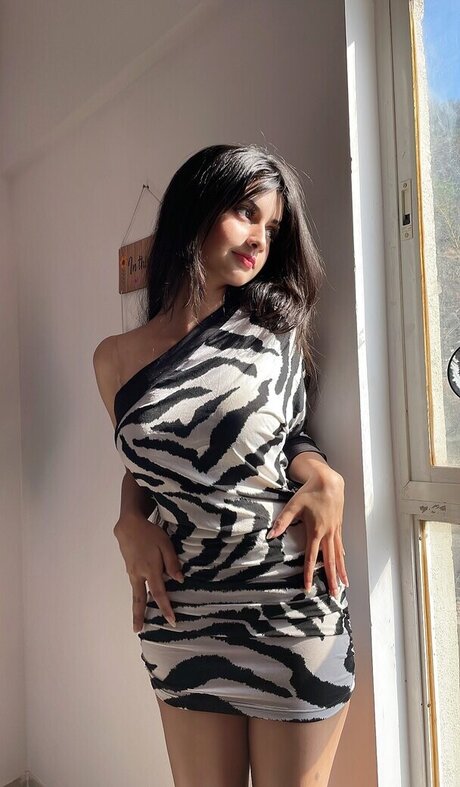 Aishwarya Harishankar pornstar erotic images