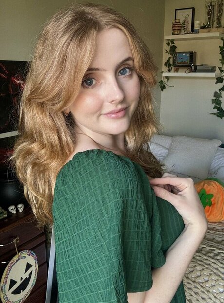 Krysttl star beautiful galleries