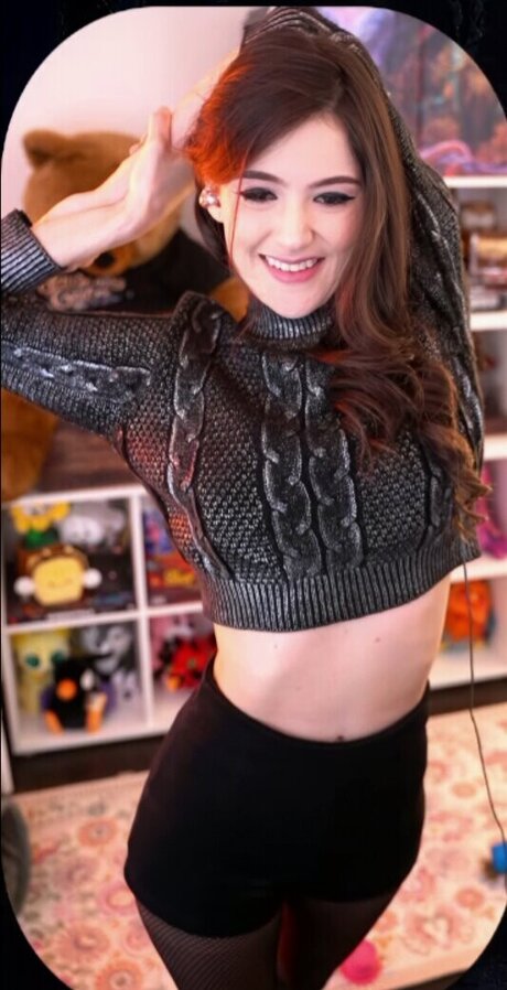 missluality model beautiful pic