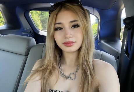 Emilykr0pp pretty star photos