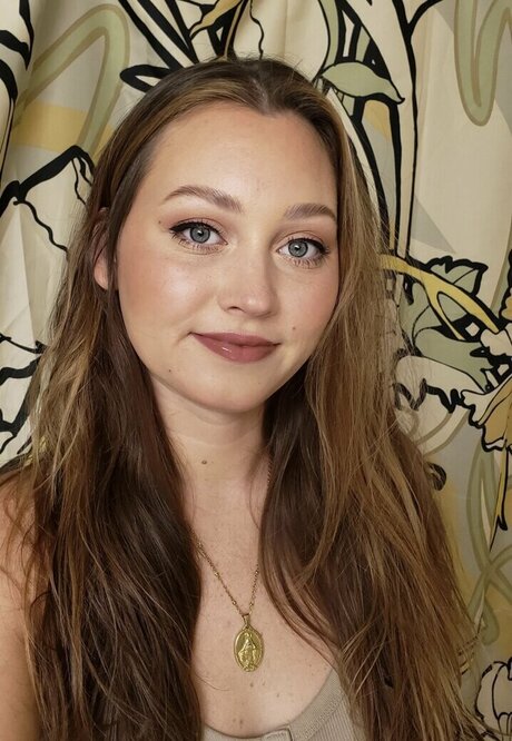 Thriftygypypixie exclusive actress photo