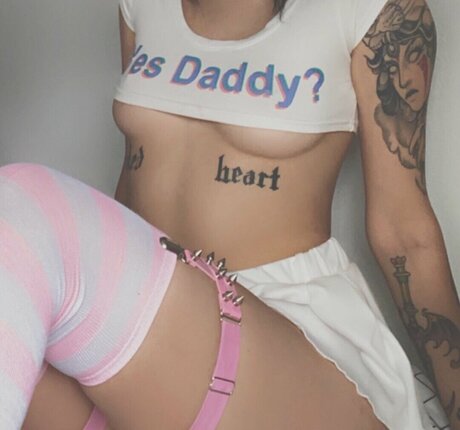 Ne0nprincess model nice pics