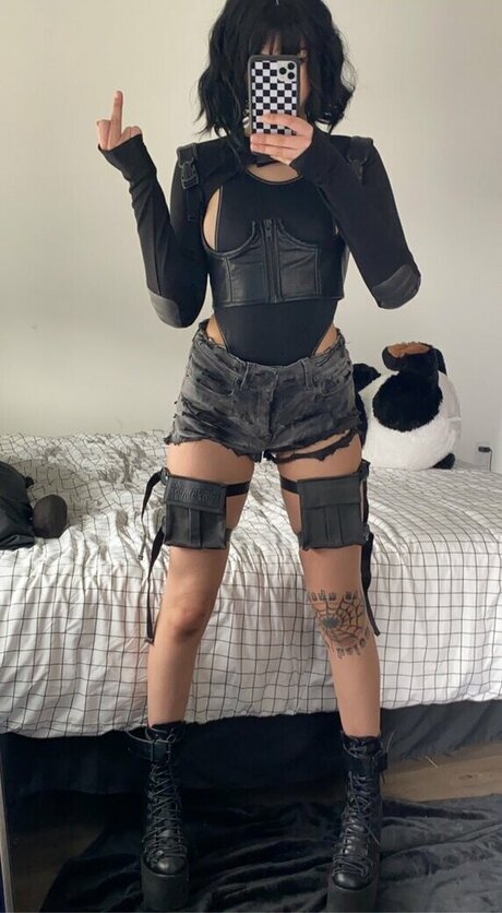 Ne0nprincess high quality pornstar images