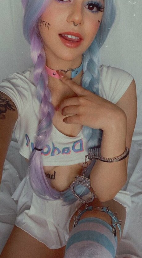 Ne0nprincess adult actress pics