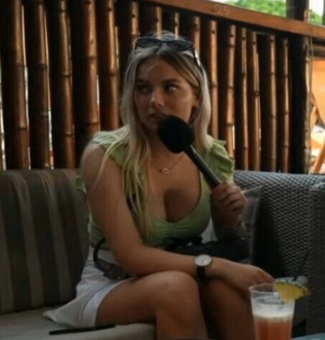 Snipsska pornstar xxx photo