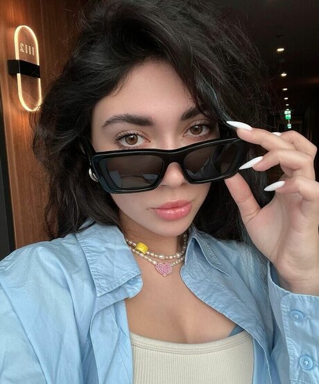 Ekatze007 exclusive model pic