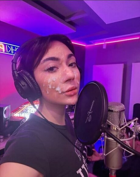 shemale handjob onlyfans beautiful galleries