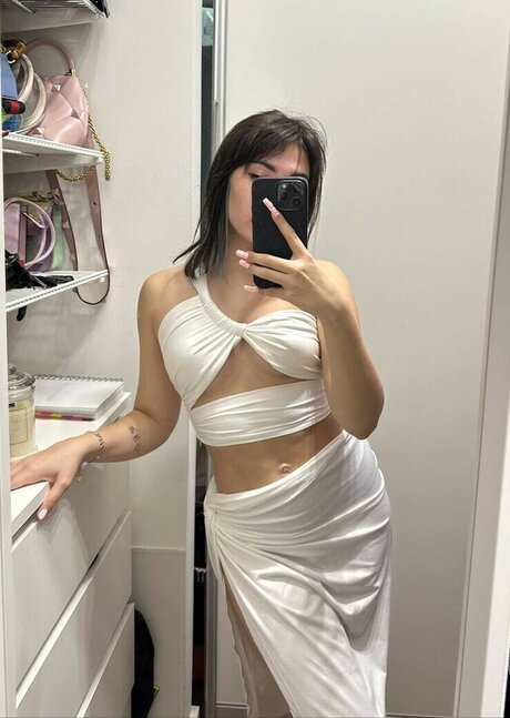 Ekatze007 star nude pics