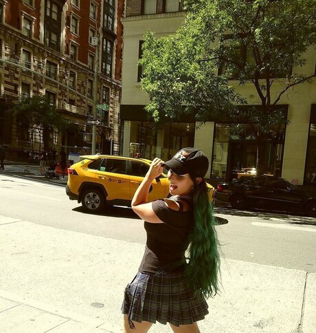 Jamie Lou Stenzel Quick photo