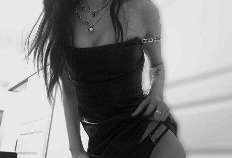 Teya feyt star hot pic