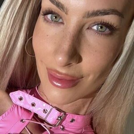 Lucie Tabitha sex pornstar images