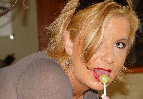 milf pantyhose onlyfans beautiful nude picture