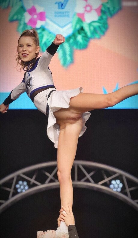 Lea Peach model nudes gallery