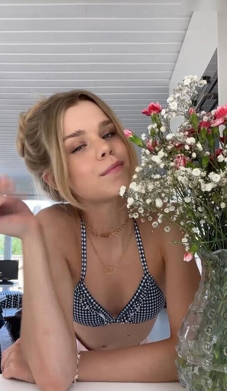 famous nude onlyfans free sexy photos