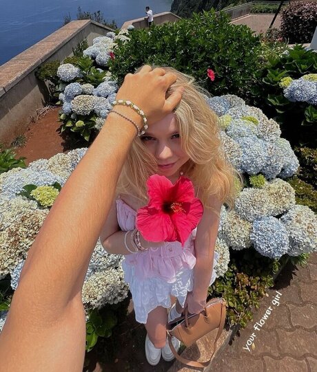 giantess onlyfans pornos pic