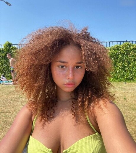 Chevelly pornstar nude pics