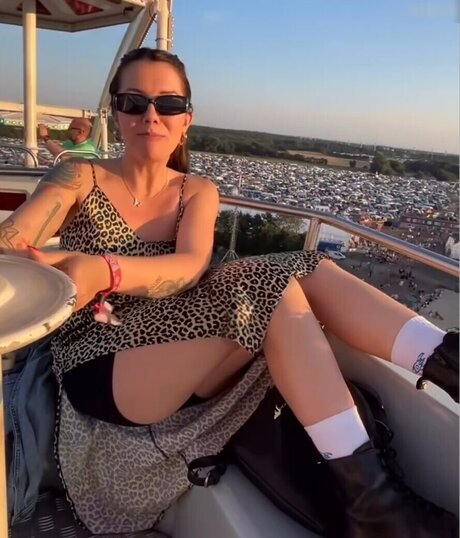 Malwanne star sexy pictures