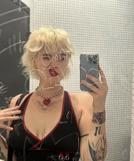 Brennan Wedl beautiful model archive