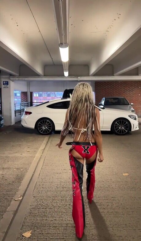 Danielle Harold star sexy photo