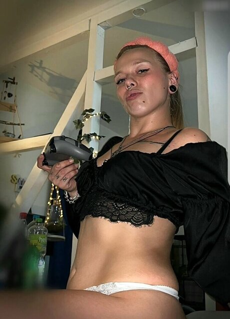 vanny flowerchild model naked galleries