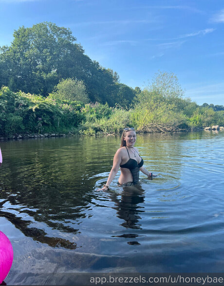 vanny flowerchild art actress picture