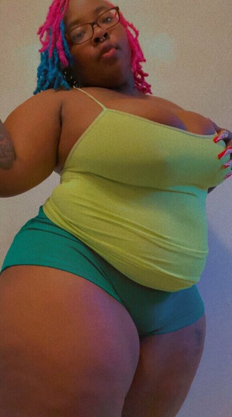 Kissmykittkatt nude model img