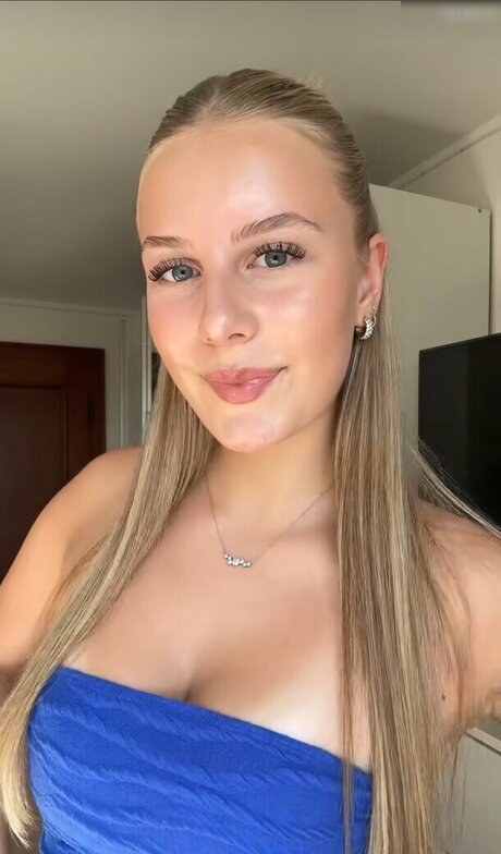 Luisa mnck erotic star pictures