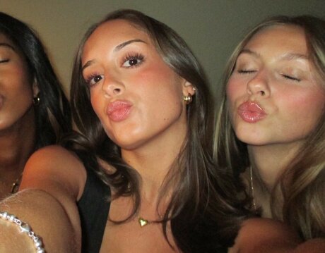 Mia Steele pornstar sex images