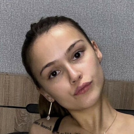 Lisa Key star art archive