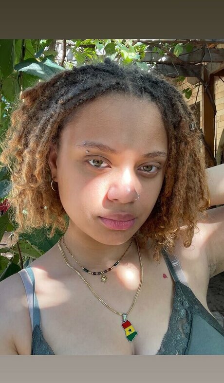 Lexcova star sexy picture