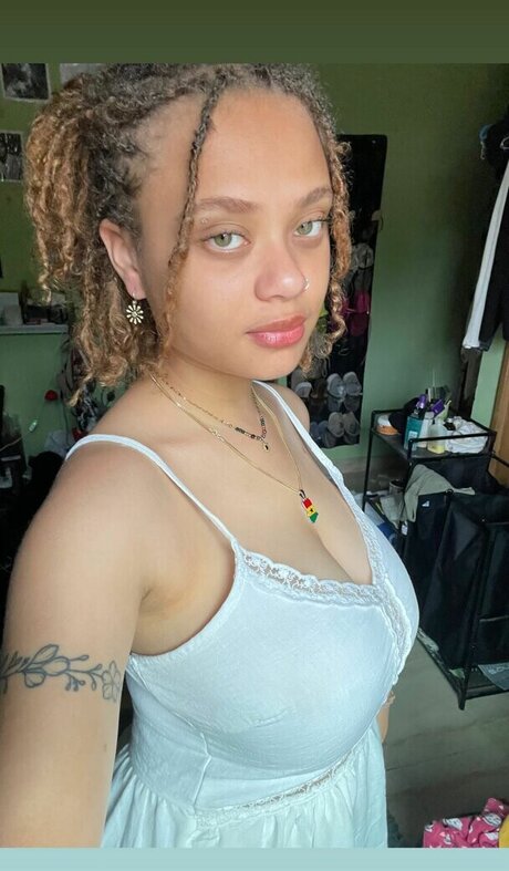 Lexcova hot pornstar image