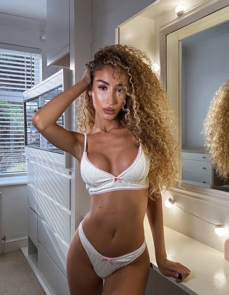 giantess onlyfans free naked pic