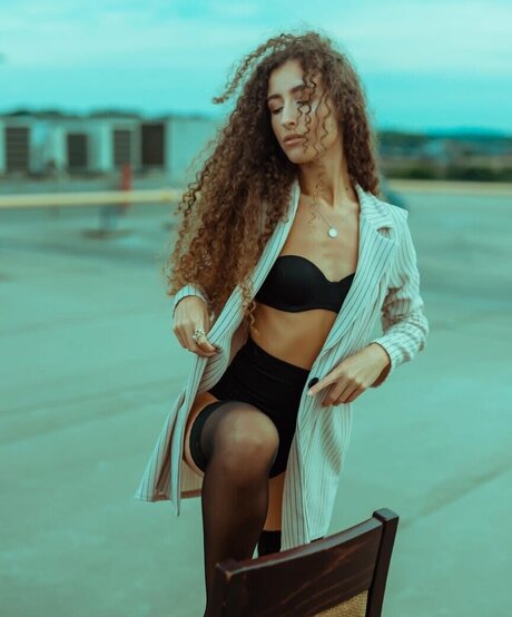 Jazmine Dyer model nudes image