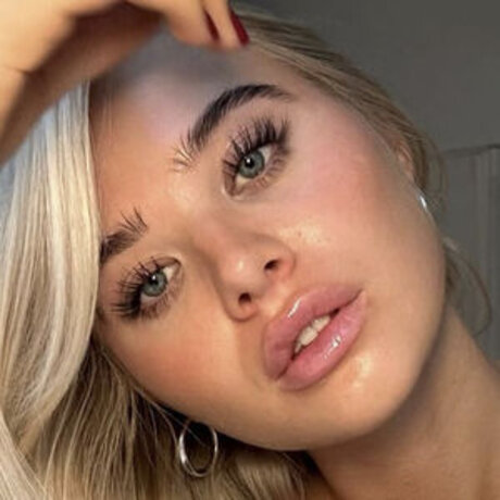 Emilia wue xxx star pictures