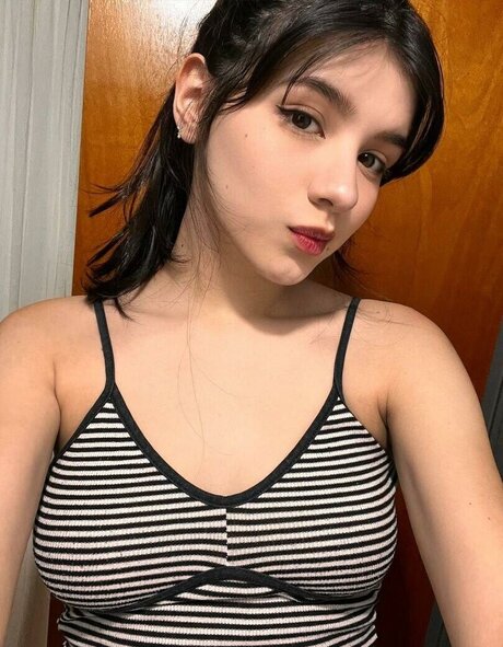 latina mariaa hot model images