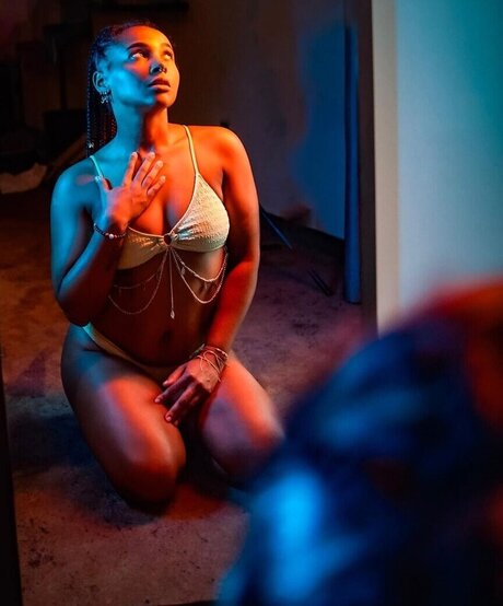 popular onlyfans top pictures