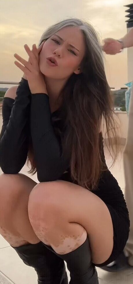 nadinebreaty adult model images