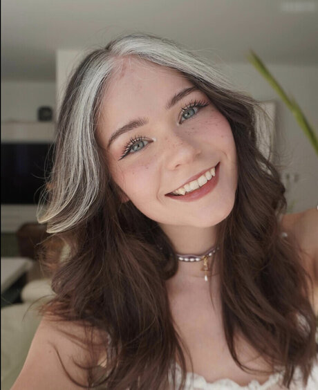 nadinebreaty star nice image