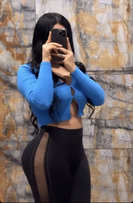 Melek Azad pornographic model pic