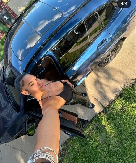 Satou Sabally pornstar art galleries