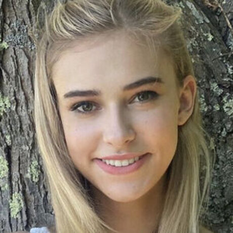 Claire Jameson star beautiful pic