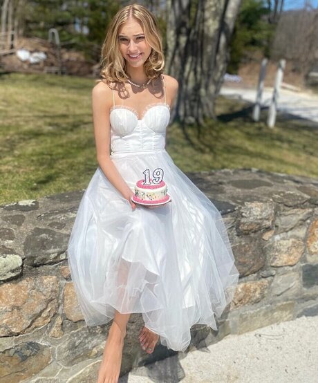 asian hottest onlyfans nude image