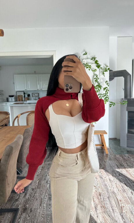 Nicole Schiebler star nude photos