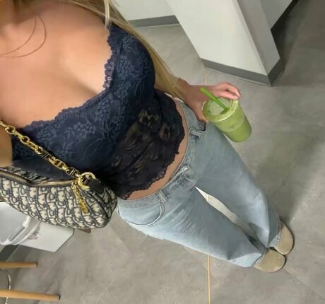 Angelle Dagun model sex images