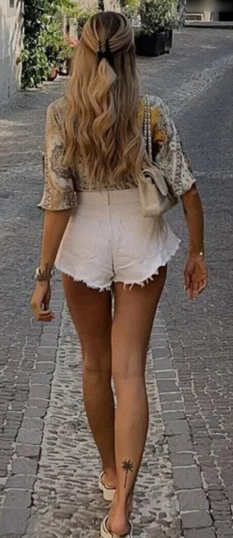 Gerda Lewis art pornstar galleries