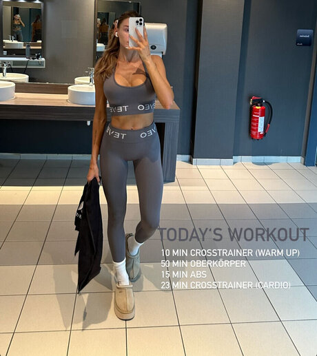 Gerda Lewis beautiful star pic