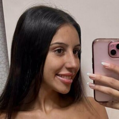 Olivia Valentina porn model gallery