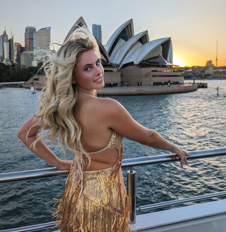 Peyton Cole xxx star picture