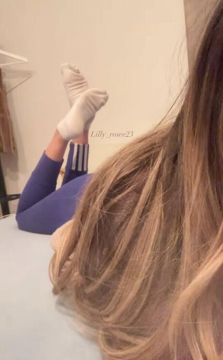 Lilly rosee23 model xxx pictures